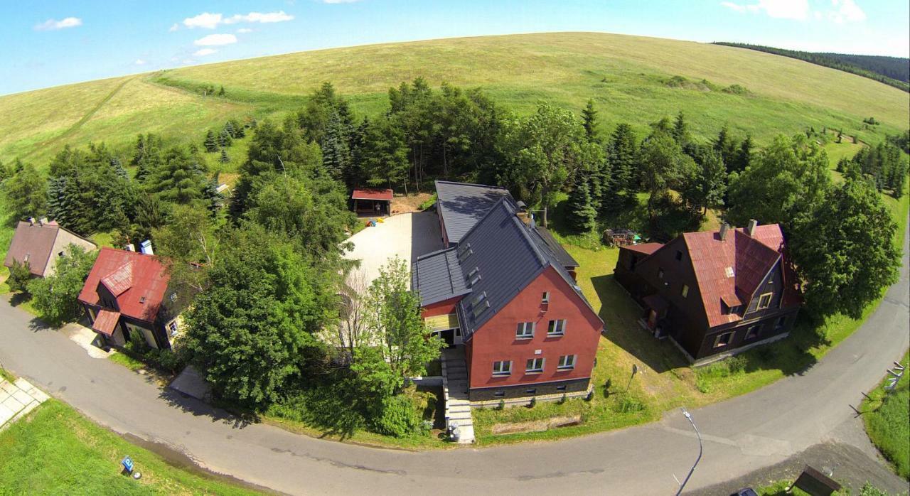 Ferienhaus Iva - Klinovec Apart otel Loučná pod Klínovcem Dış mekan fotoğraf